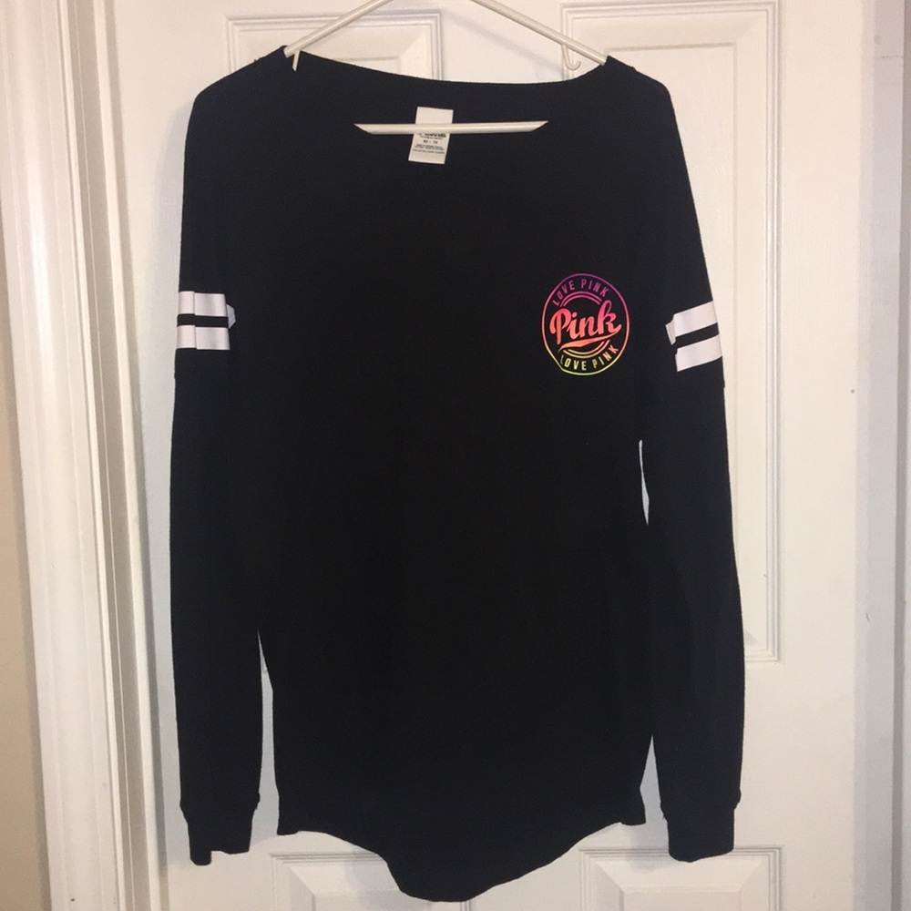 Cute 🌼  Victoria’s Secret PINK Cutout Back Shirt